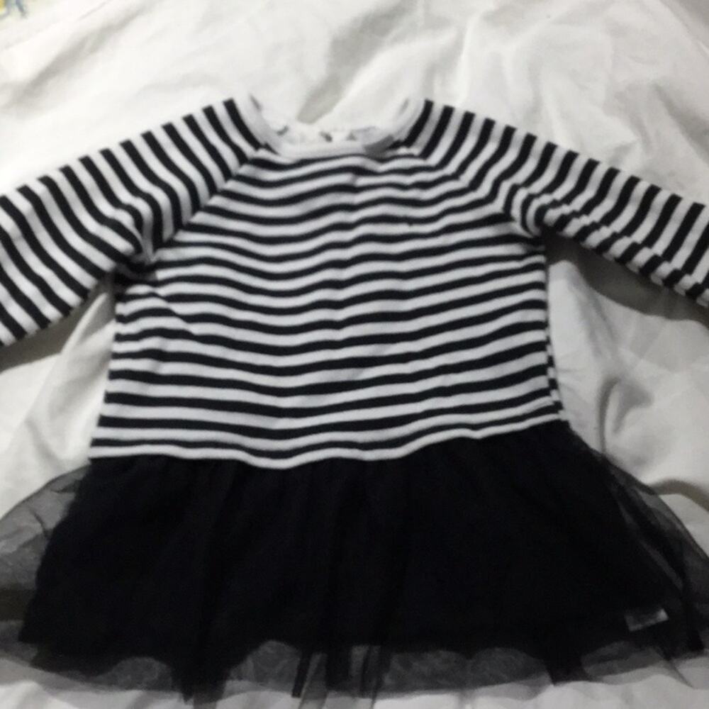 Carters 3t black white top w/tutu worn once